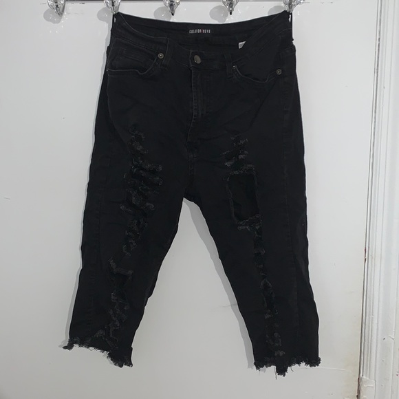 Distressed Black Shorts Size 1X Very Stretchy - Picture 1 of 1